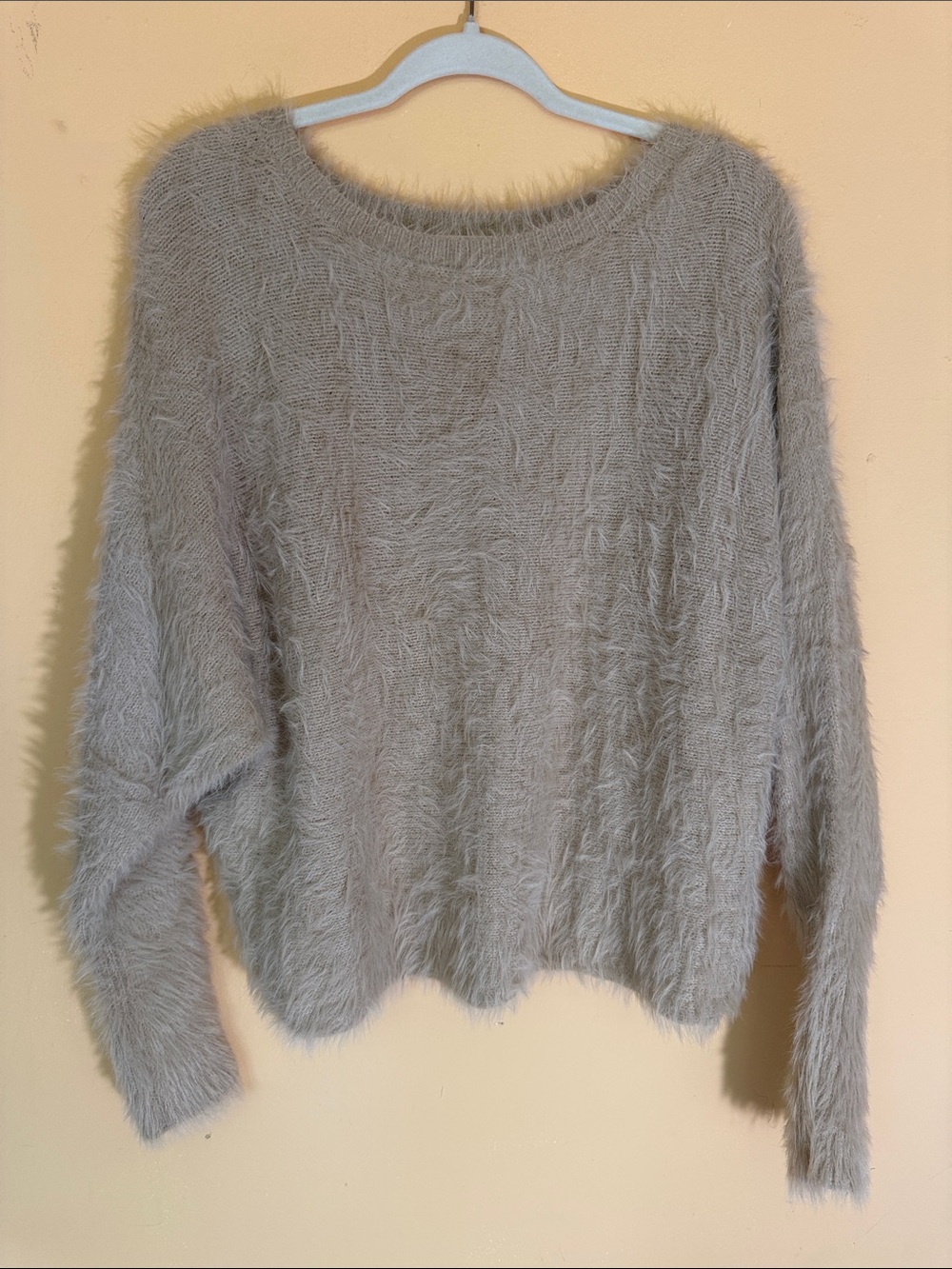 Jessica Simpson Fuzzy Eyelash Knit Batwing Sweater Neutral M